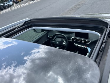 Peugeot 3008 business 1.2 puretech 130ch ss eat6 allure business occasion paris 15ème (75) simplicicar simplicibike france