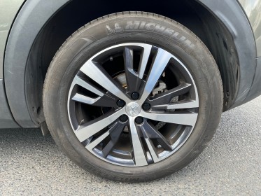 Peugeot 3008 business 1.2 puretech 130ch ss eat6 allure business occasion paris 15ème (75) simplicicar simplicibike france