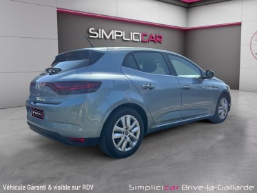Renault megane iv berline blue dci 115 business occasion simplicicar brive la gaillarde  simplicicar simplicibike france
