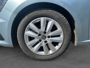 Renault megane iv berline blue dci 115 business occasion simplicicar brive la gaillarde  simplicicar simplicibike france