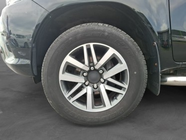 Toyota hilux d-4d 4x4 2.4  legend occasion simplicicar velay simplicicar simplicibike france
