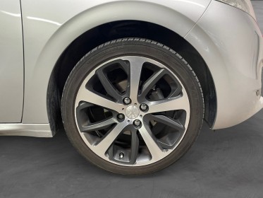 Peugeot 208 1.6 vti 120ch bvm5 feline // toit panoramique // gps // etat irreprochable // occasion simplicicar pertuis ...