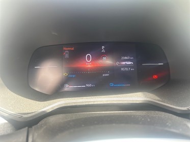 Renault clio v nouvelle e-tech full hybrid 145 evolution phase 2, garantie 12 mois , suivie renault, virtual cockpit,...