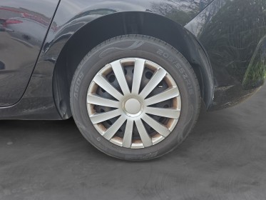 Citroen c4 business 1.6 90ch`hdi gps radar... distri vidange aucun frais a prévoir ideal jeune conducteur occasion avignon...