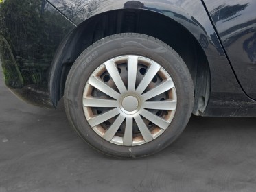 Citroen c4 business 1.6 90ch`hdi gps radar... distri vidange aucun frais a prévoir ideal jeune conducteur occasion avignon...