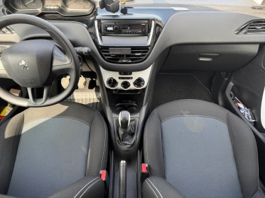 Peugeot 208 68ch bvm5 like occasion simplicicar lille  simplicicar simplicibike france