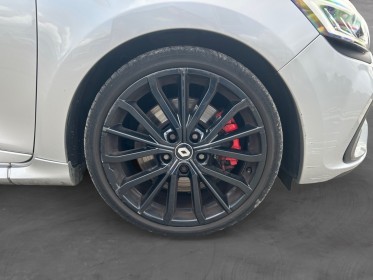Renault clio iv 1.6 turbo 220 energy rs trophy edc - rs monitor  - echappement akrapovic - garantie 12 mois occasion...