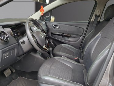 Renault captur tce 120 energy e6 intens edc / attelage / garantie 12 mois occasion simplicicar lunel simplicicar simplicibike...