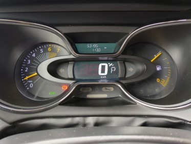 Renault captur tce 120 energy e6 intens edc / attelage / garantie 12 mois occasion simplicicar lunel simplicicar simplicibike...