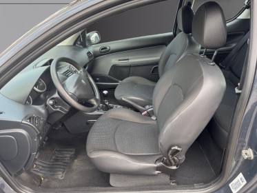 Peugeot 206 1.1e 60ch access occasion simplicicar lille  simplicicar simplicibike france