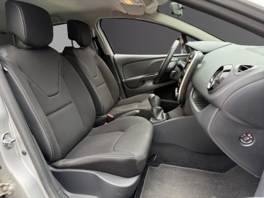 Renault clio iv tce 90 energy eco2 limited occasion paris 17ème (75)(porte maillot) simplicicar simplicibike france