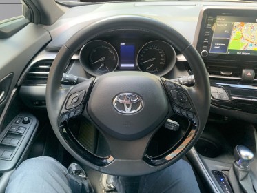 Toyota c-hr hybride my23 1.8l dynamic camera carplay garanti 12 mois- occasion montreuil (porte de vincennes)(75) simplicicar...