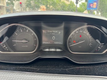 Peugeot 2008 1.2 puretech 110ch ss eat6 crossway/courroie change / carplay/park assist/toit  panoramique occasion paris...