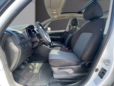 Kia venga 1.6 crdi 115 ch active occasion simplicicar limoges  simplicicar simplicibike france