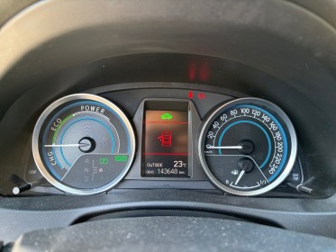 Toyota auris touring sports 1.8 vvt-i hybride 136h executive occasion simplicicar lagny  simplicicar simplicibike france