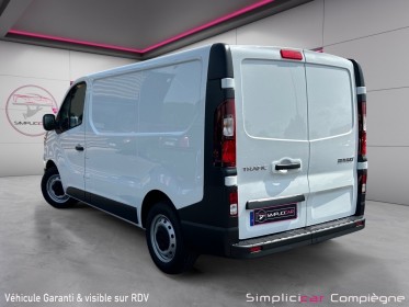 Renault trafic fourgon confort l1h1 1.5 dci 110ch - faible km - occasion simplicicar compiegne simplicicar simplicibike france