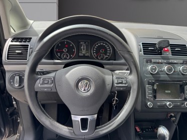 Volkswagen touran 1.6 tdi 105 fap match dsg7/alarme/toit ouvrant/radar de recul occasion paris 17ème (75)(porte maillot)...