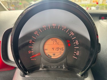 Toyota aygo x-play/ camera de recul/regulateur de vitesse/garantie 12 mois occasion paris 17ème (75)(porte maillot)...