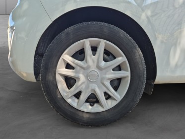 Ford fiesta vii 1.1 ti-vct essential / bluetooth / climatisation / 1ere main / garantie 12 mois occasion simplicicar...