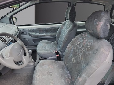 Renault twingo 1.2 litres clim très bon état garantie 12 mois occasion simplicicar charmes simplicicar simplicibike france