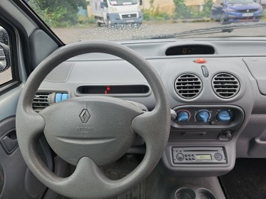 Renault twingo 1.2 litres clim très bon état garantie 12 mois occasion simplicicar charmes simplicicar simplicibike france