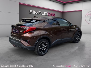 Toyota c-hr 1..8 vvt-i hybrid 122 distinctive/ camera de recul/ park assist/garantie 12 mois occasion paris 17ème (75)(porte...