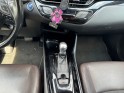 Toyota c-hr 1..8 vvt-i hybrid 122 distinctive/ camera de recul/ park assist/garantie 12 mois occasion paris 17ème (75)(porte...