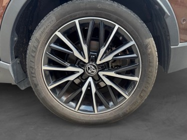 Toyota c-hr 1..8 vvt-i hybrid 122 distinctive/ camera de recul/ park assist/garantie 12 mois occasion paris 17ème (75)(porte...