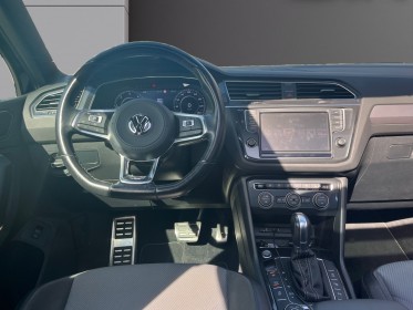 Volkswagen tiguan 2.0 tdi - r-line bmt 4motion dsg7 - toit ouvrant car play - attelage garantie 12 mois occasion simplicicar...
