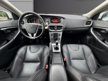 Volvo v40 t2 122 inscription volvo v40 phase 2 2018 occasion simplicicar rennes simplicicar simplicibike france