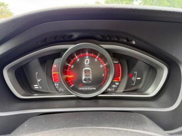 Volvo v40 t2 122 inscription volvo v40 phase 2 2018 occasion simplicicar rennes simplicicar simplicibike france