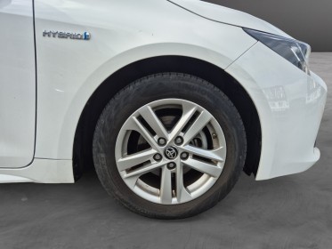 Toyota corolla hybride my20 122h dynamic garantie 12 mois occasion simplicicar royan simplicicar simplicibike france