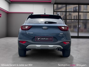 Kia stonic 1.6 crdi 110cv launch edition garantie 12 mois occasion simplicicar royan simplicicar simplicibike france
