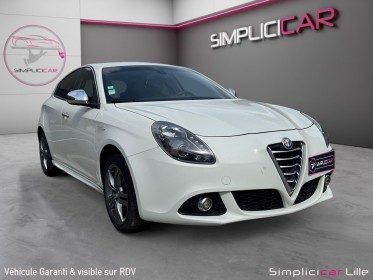 Alfa romeo giulietta 2.0 jtdm 150 ch ss trofeo occasion simplicicar lille  simplicicar simplicibike france