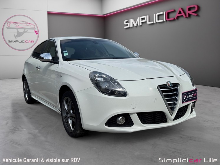 Alfa romeo giulietta 2.0 jtdm 150 ch ss trofeo occasion simplicicar lille  simplicicar simplicibike france
