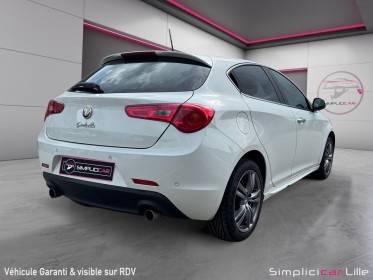 Alfa romeo giulietta 2.0 jtdm 150 ch ss trofeo occasion simplicicar lille  simplicicar simplicibike france