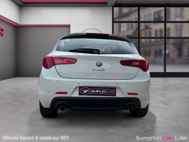 Alfa romeo giulietta 2.0 jtdm 150 ch ss trofeo occasion simplicicar lille  simplicicar simplicibike france