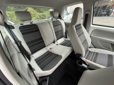 Seat mii 1.0  75 ch ecomotive style occasion simplicicar vaucresson simplicicar simplicibike france