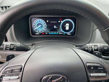 Hyundai kona 1.6 crdi 136 dct-7 hybrid 48v intuitive garantie 12 mois occasion simplicicar royan simplicicar simplicibike...