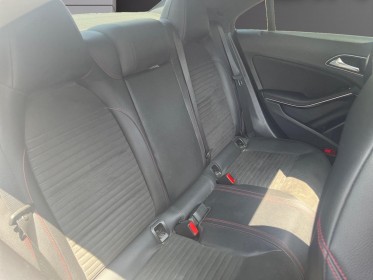 Mercedes classe cla 180 d 7-g dct fascination / toit ouvrant / caméra de recul / sièges électriques occasion simplicicar...