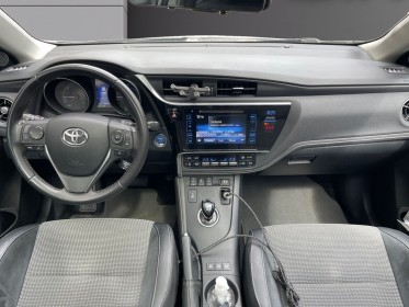 Toyota auris hybride 136h executive, garantie 12mois toit panoramique, siège chauffants, suivie toyota occasion simplicicar...