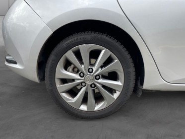 Toyota auris hybride 136h executive, garantie 12mois toit panoramique, siège chauffants, suivie toyota occasion simplicicar...