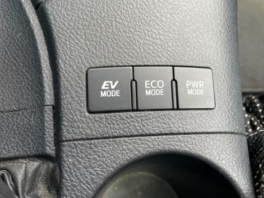 Toyota auris hybride 136h executive, garantie 12mois toit panoramique, siège chauffants, suivie toyota occasion simplicicar...