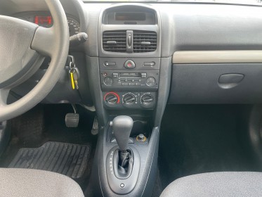 Renault clio 1.4 16v 95 ch expression bva 4 rapports entretien à jour / garanti 12 mois occasion simplicicar royan...
