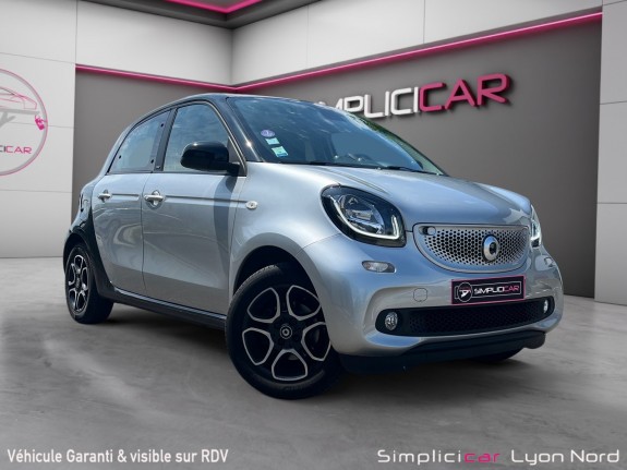 Smart forfour 0.9 90 ch  finition prime - toit panoramique  camera de recul  garantie 12 mois occasion simplicicar lyon nord ...