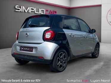 Smart forfour 0.9 90 ch  finition prime - toit panoramique  camera de recul  garantie 12 mois occasion simplicicar lyon nord ...