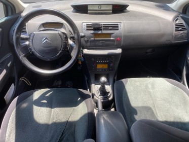 Citroen c4 c4 1.6i 16v 110 exclusive occasion cannes (06) simplicicar simplicibike france