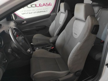 Ford focus st 2.5 turbo 5 cylindres 225 ch occasion simplicicar reims simplicicar simplicibike france