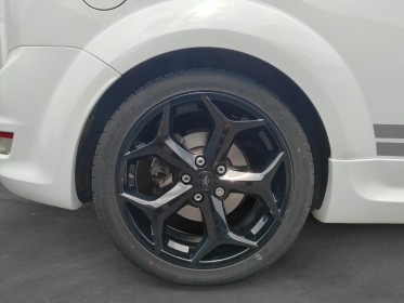 Ford focus st 2.5 turbo 5 cylindres 225 ch occasion simplicicar reims simplicicar simplicibike france