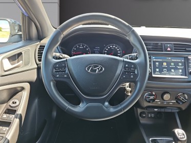 Hyundai i20 1.2 84 ch edition mondial 2019 camera de recul apple carplay garantie 12 mois occasion simplicicar vichy...